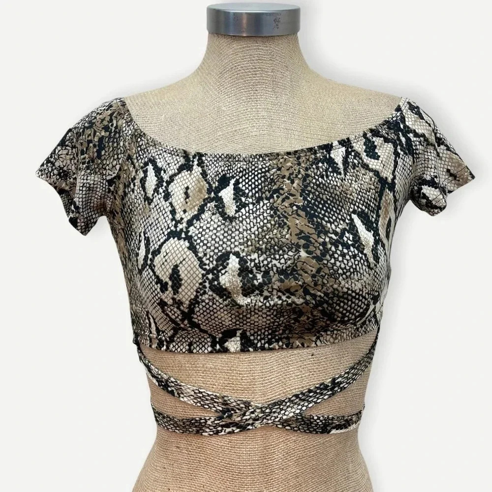 Shein snakeβ print tie crop top